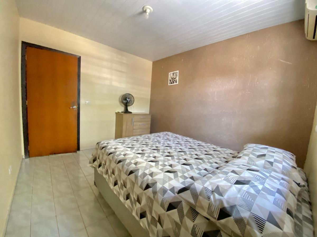 Casa Grande Com 2 Quartos E 1 Suite Foz do Iguacu Exterior photo